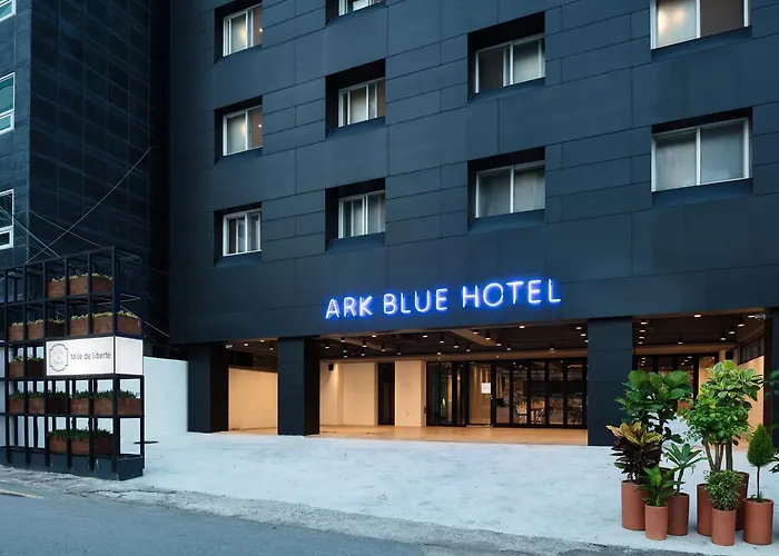 汽车旅馆 Ark Blue 3*